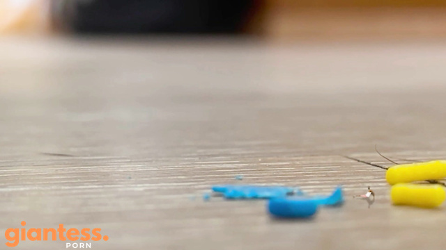 WorldUnseenFilms - In the Sprinkles close up