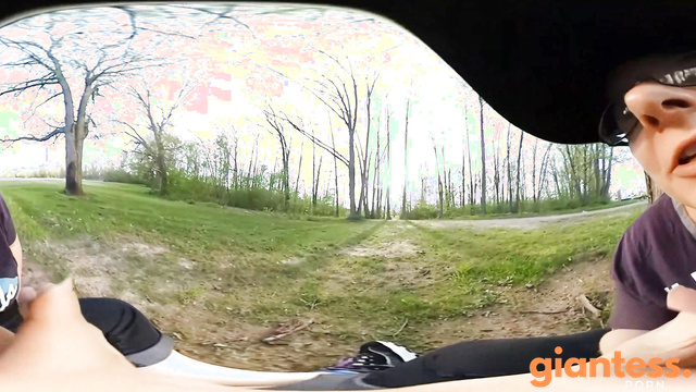 Canadian Giantess - 360 VR - Eaten By Your Awkward Girlfriend kat POV