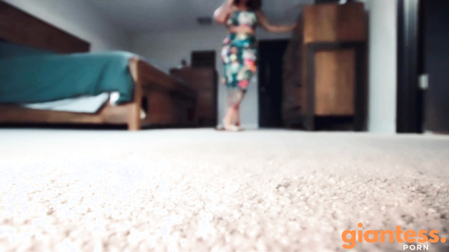 Drea xoxo - Lick Your Giantess