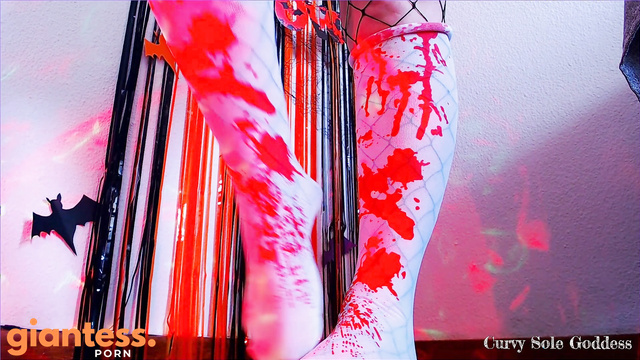 CurvySoleGoddess - Crushed by the Giantess: Halloween's Wild BBW Goddess