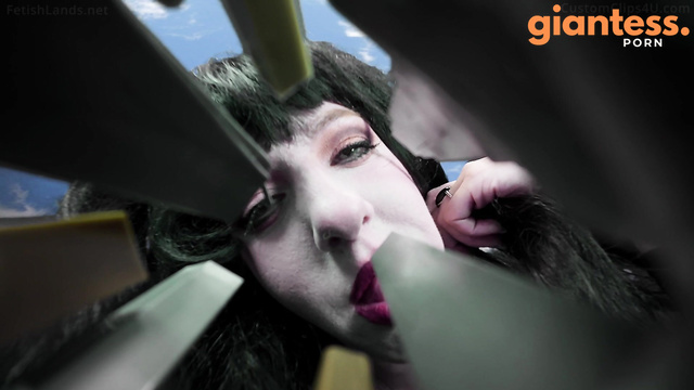 Media Impact Customs - Goth Mega Goddess