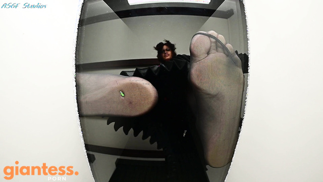 ASGF Studios - Moody Milf barefoot LONG SOLES crushing again Part 2