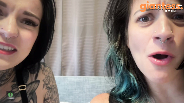 Mia's Menagerie - Girl Talk with Giantess Mia Hope and Elara Wren