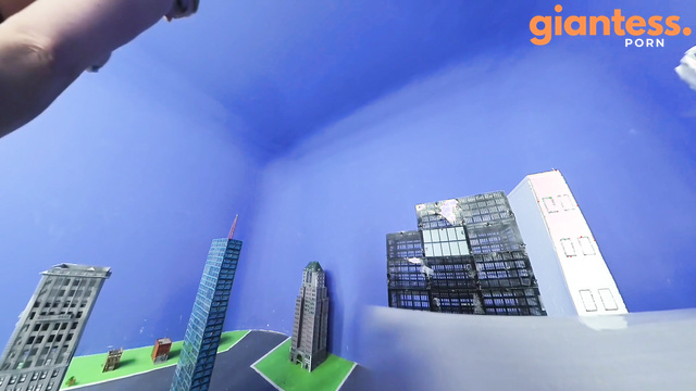 Media Impact Customs - A Giantess Keri Needs Love