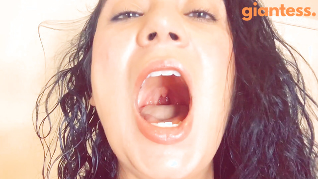 Drea Xoxo - Inside the Throat of the Giantess