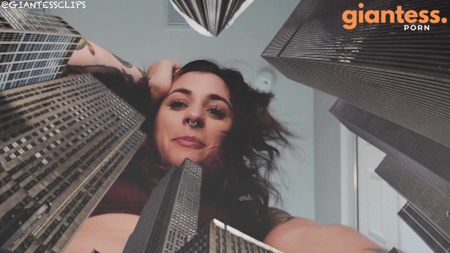 Larger Than Life - Tiny Tampa Giantess SFX