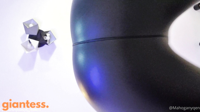 MahoganyQen - Tiny Bug, Beware of the Giantess Goddess