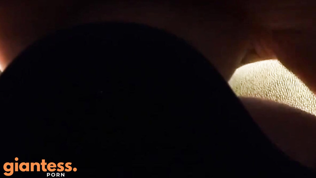 The Queendom - Look At This Giant Ass