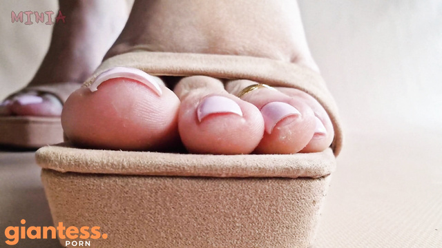 Minia Studios - Giantess High Heel Dominance