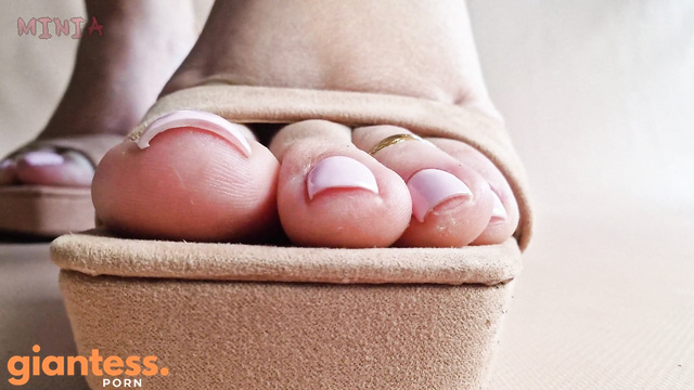 Minia Studios - Giantess High Heel Dominance