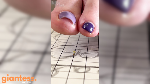 Minia Studios - A Tiny Race Against a Giantess