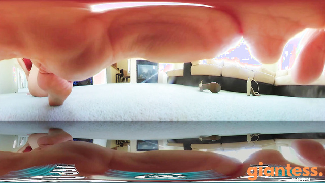 VR Porn Perv - My Girlfriend Crush Feet Little Boy