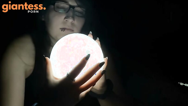 CANADIAN AND ASIAN GIANTESS FANTASY - Giantess Feet Of The Eclipse