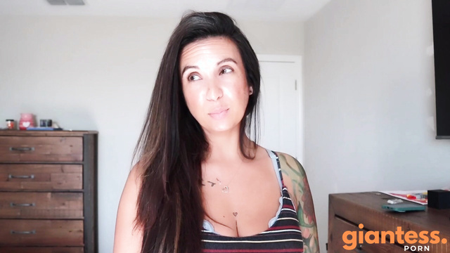 Drea Xoxo Shrinking