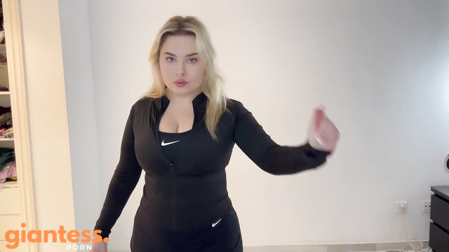 Baddiebabydollx - Giantess’s Dirty Gym Pantie Slave