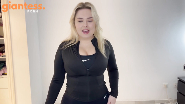 Baddiebabydollx - Giantess’s Dirty Gym Pantie Slave