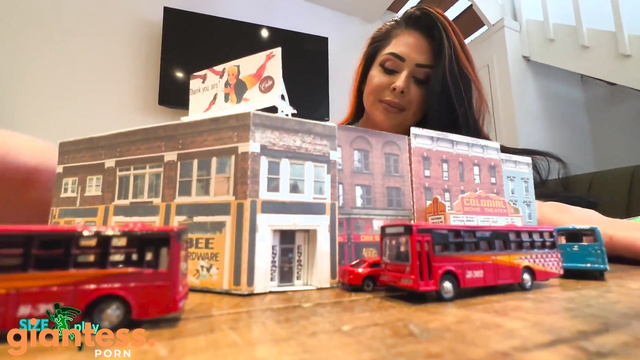 SIZEplay Productions - A Giantess Live Stream with Jasmine Mendez