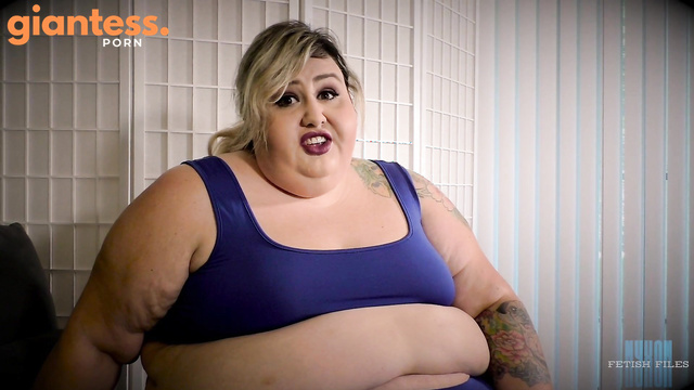 Nyxons Fetish Files - Giantess Ivy Davenport Is Hangry