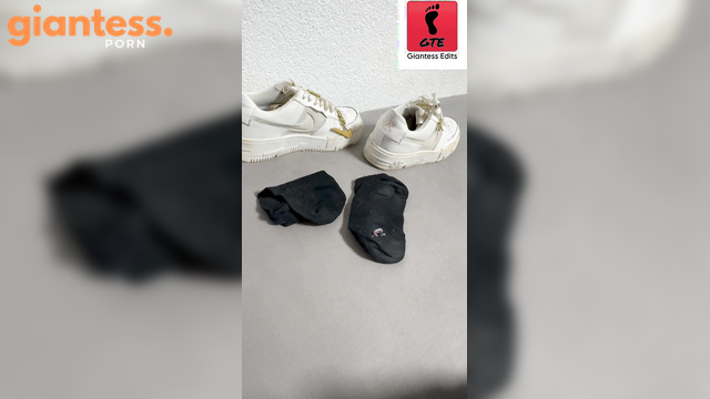 Giantess EditZ - Worship Her Feet, Shoes And Socks