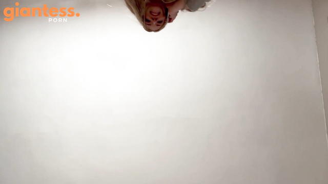 Evelyn Jade - Giantess Shrinking Virus Unleashed on the World