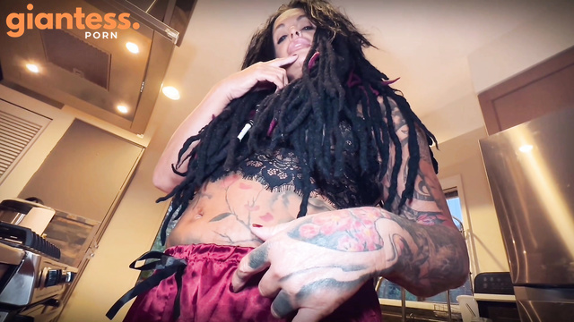 MistressRavenFD - Giantess Belly Larger After Eating Tiny Men