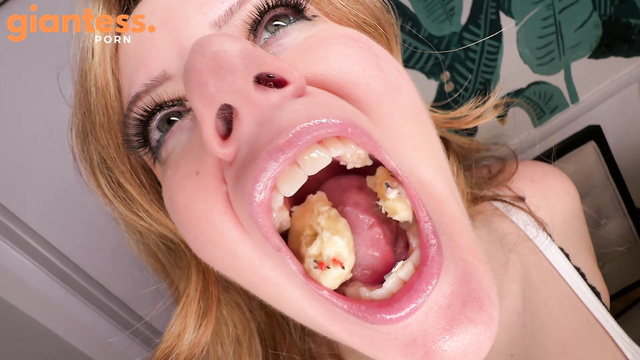 Velvets Fantasies - Bananas for Tinies Giantess Jacquelyn’s Mouth Exploration