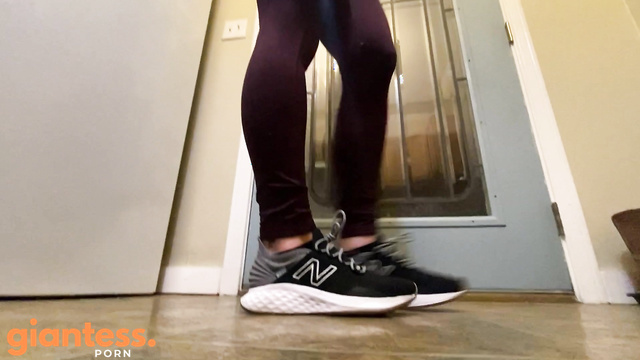 Giantess Tara - Unaware Giantess Sweeps You Up and Eats You with Her Popcorn