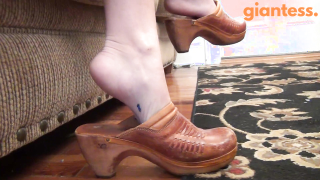 Southern Giantess - Giantess Candice Relaxing on the Sofa with a Magazine