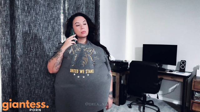 Drea Xoxo - Voracious Giantess Landlady and Her Tiny Gummy Tenant