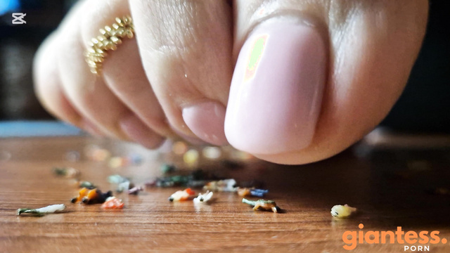 Giantess FootyQueen - Tiny Plastic Figures Meet Their End Under the Playful Giantess
