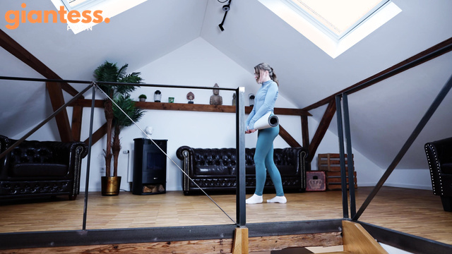 Cinematic-GTS - Giantess Vanessa Special Stretching and Workout Day