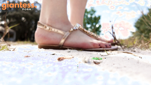 Desert Tremors: Tiny Man Struggle Against a Giantess