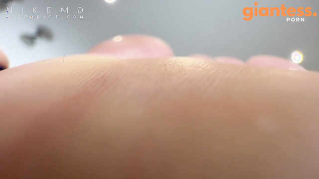 Nikemd - Unaware Giantess Kristiana Spots a Bug in Her Home Slippers