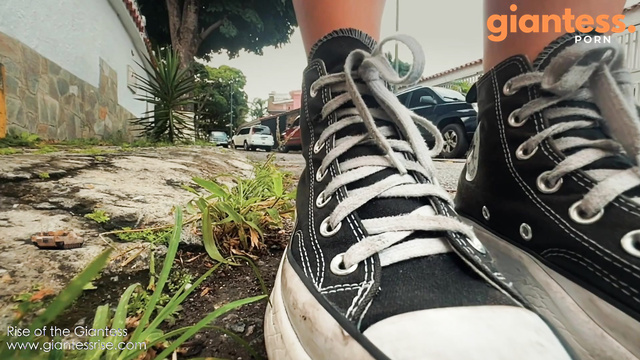 Rise Of The Giantess - Giantess Latina Power: Crushing The Streets in New Converse