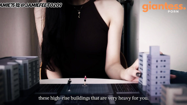 Jamie Feet - Our Heroine Becomes The Destroyer: Giantess Destroys City