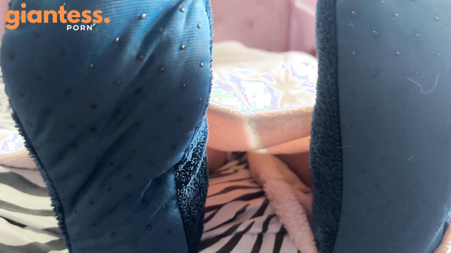 Rise Of The Giantess - Giantess Gabriella Cant Stop Growing And Destruction Her Socks