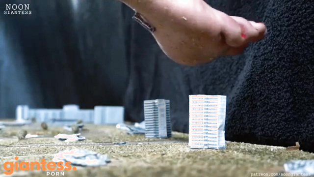 Giantess Noon - Giantess in High Heels: Dominating Her Own City