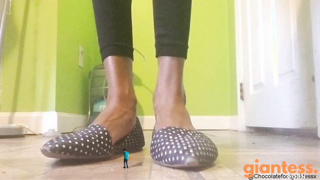 Chocolate Foot Goddess - Giantess Teaching Tiny Slave How To Be Patient