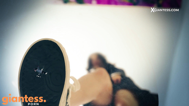 XGiantess - Giantess Girl House Party Truth Or Dare Feet Crush