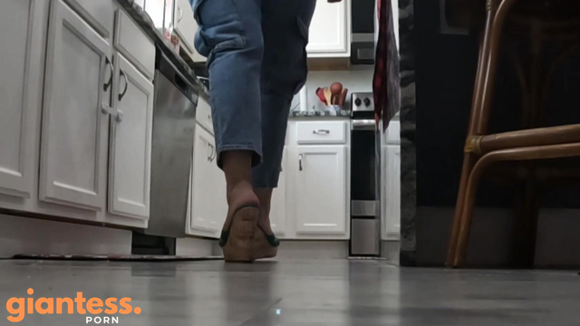 WorldUnseenFilms - Lonely in The Kitchen: Giantess Latina Needs Company