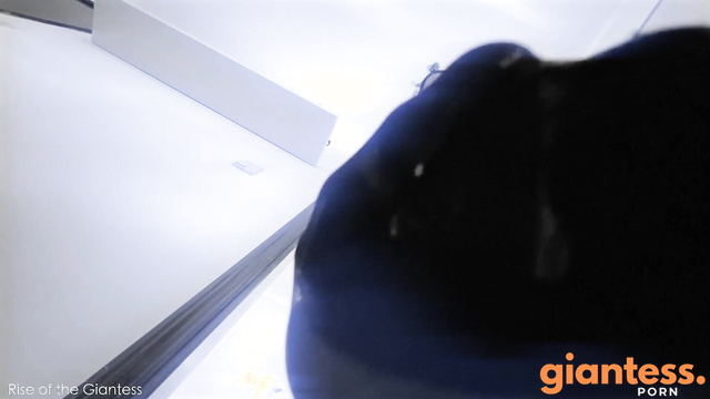 Rise Of The Giantess - I will Sit Wherever I Want: Giantess Kelly Command