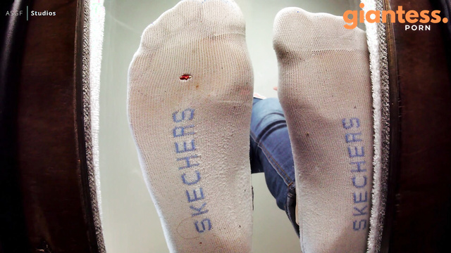 ASGF Studios - Giantess Karly’s Sock Crush: No Mercy For The Tiny Man