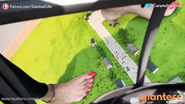 Giantess EditZ - Helicopter Watching How Giantess Puja's Destroy City Part 2