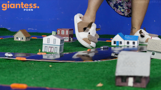 Media Impact Customs - Giantess Stepmom In White Slippers Crushing City