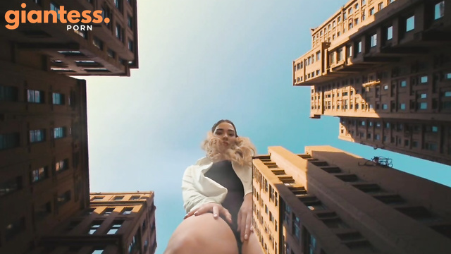 Giantess Gabriella Crush