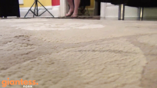 Southern Giantess - Grandma Bobbie Discovers Her Grandson Hidden Obsession