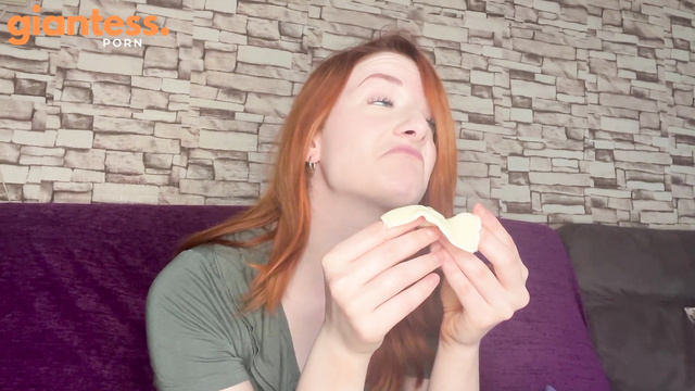 Evelyn Jade - When Your Neighbor Becomes a Giantess And Eats You