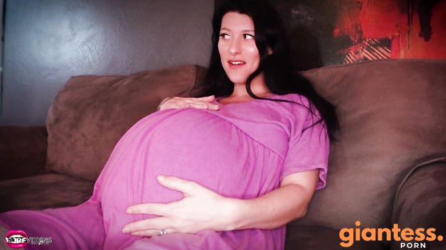 Vore Vixens - Amethyst Mars: The Beautiful Giantess Who Dated and Devoured You