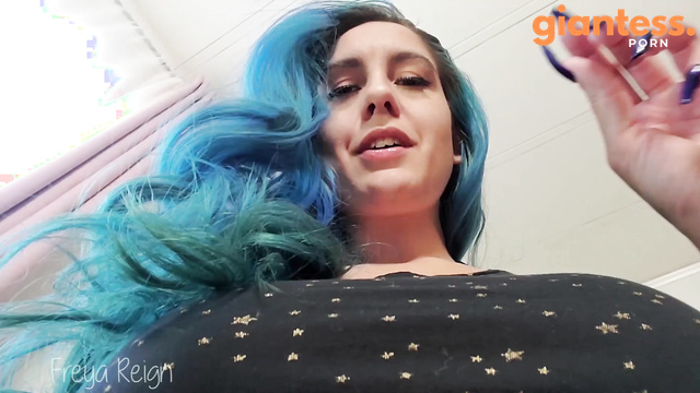 Freya Reign - Played With In a Giantess Hand And Her Long Fingers