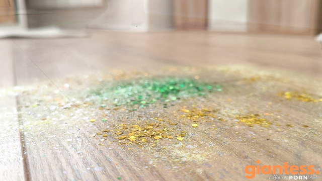 The Tiny Confessions - Giantess Destroys Glitter Beneath Her Soles